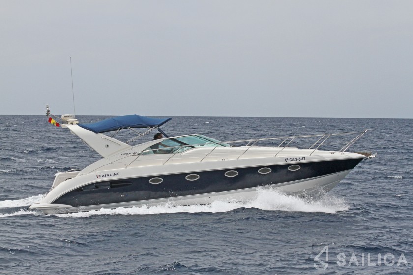 Fairline Targa 40 - Yacht Charter Sailica