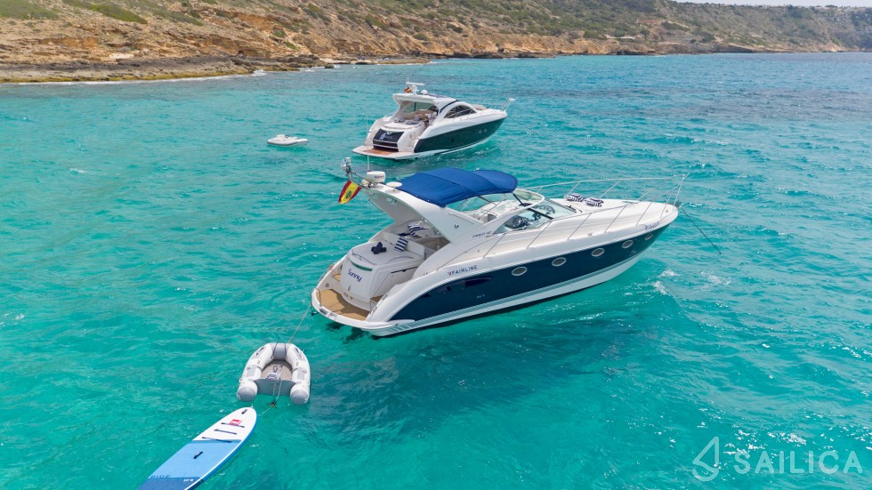 Fairline Targa 40 - Yacht Charter Sailica