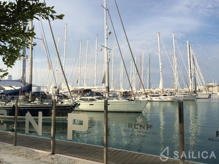 Dufour 382 GL - Yacht Charter Sailica