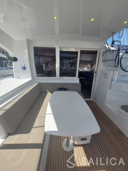 Lagoon 40 - Yacht Charter Sailica