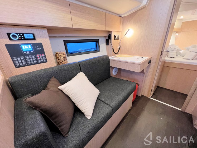 Bavaria C38 - Yacht Charter Sailica