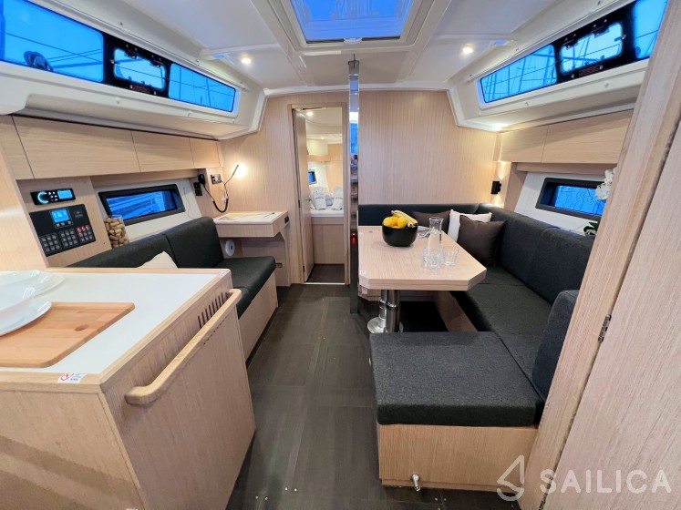 Bavaria C38 - Yacht Charter Sailica