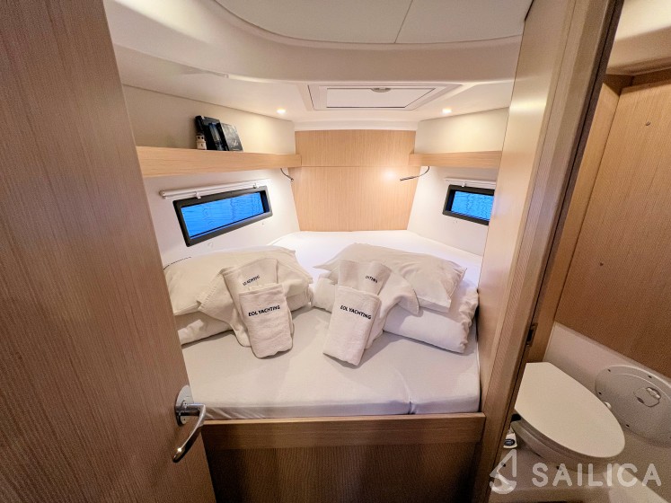 Bavaria C38 - Yacht Charter Sailica