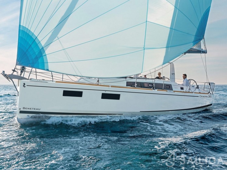 Oceanis 38.1 - Yacht Charter Sailica