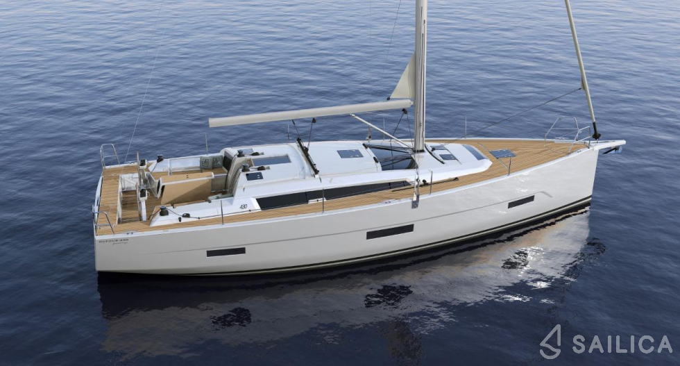 Dufour 430 - Yacht Charter Sailica