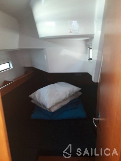 Bavaria 37 Cruiser - Yacht Charter Sailica