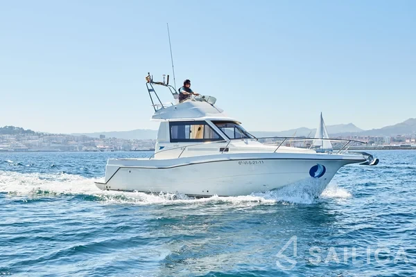 Rodman Fly 870 - Yacht Charter Sailica