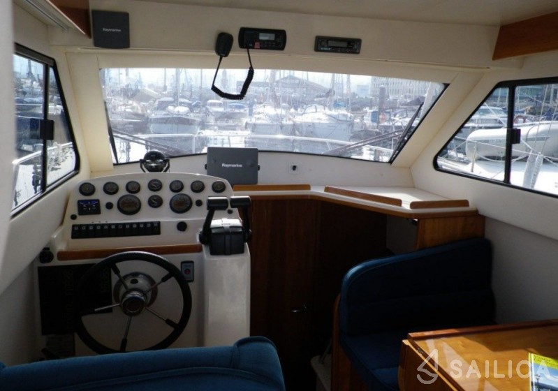 Rodman Fly 870 - Yacht Charter Sailica