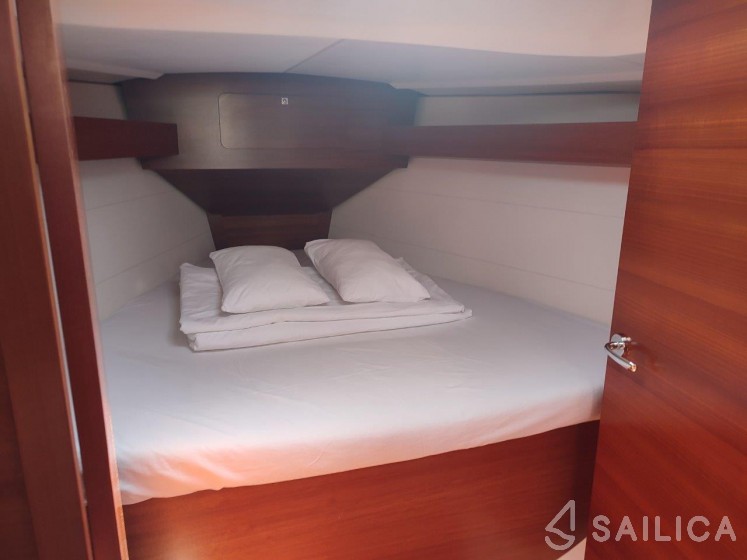 Dufour 35 - Yacht Charter Sailica