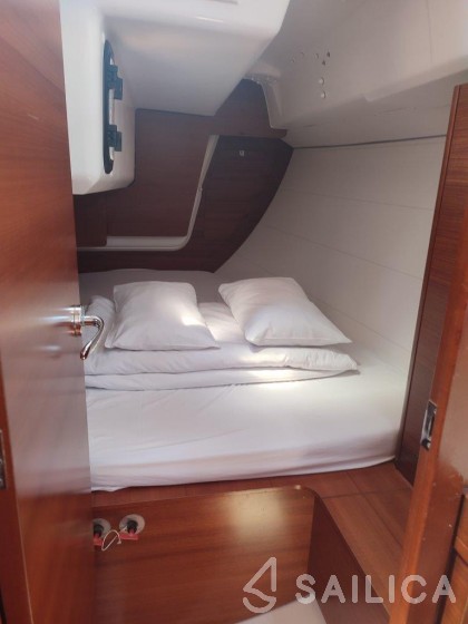 Dufour 35 - Yacht Charter Sailica