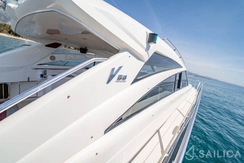 Princess V58 - Yacht Charter Sailica