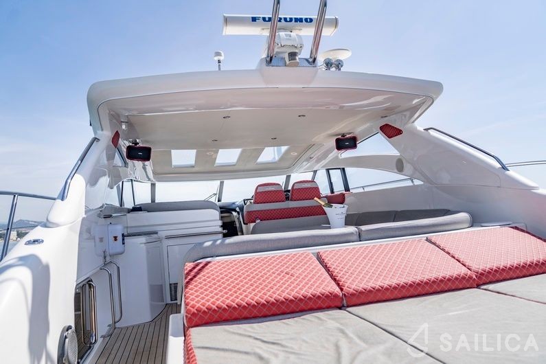 Princess V58 - Yacht Charter Sailica