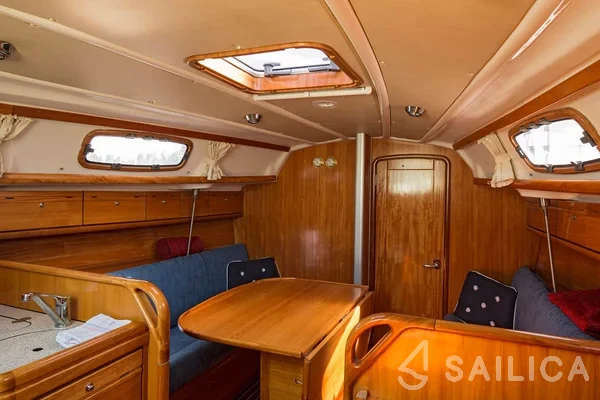 Bavaria 30 Cruiser - Yacht Charter Sailica