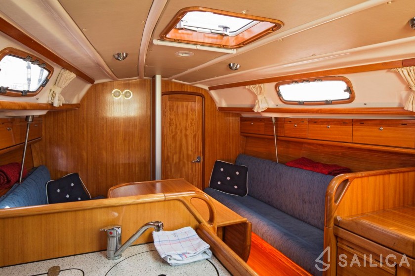 Bavaria 30 Cruiser - Yacht Charter Sailica