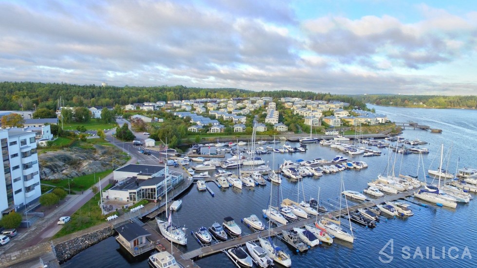 Bavaria 30 Cruiser - Yacht Charter Sailica