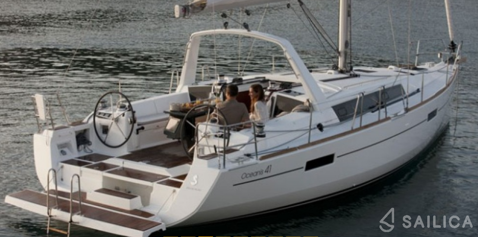 Oceanis 41 - Yacht Charter Sailica