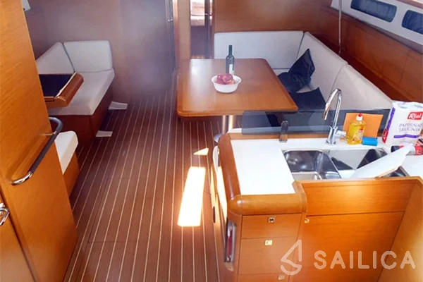 Sun Odyssey 439 - Yacht Charter Sailica
