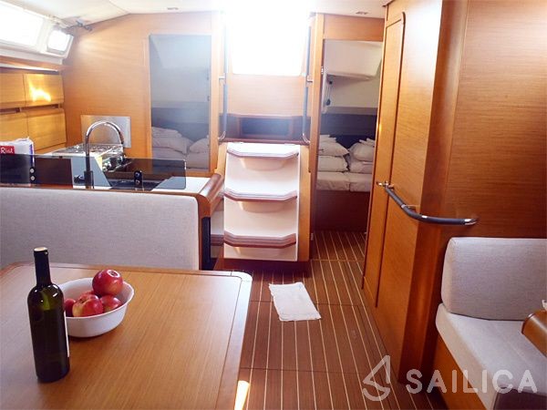 Sun Odyssey 439 - Yacht Charter Sailica