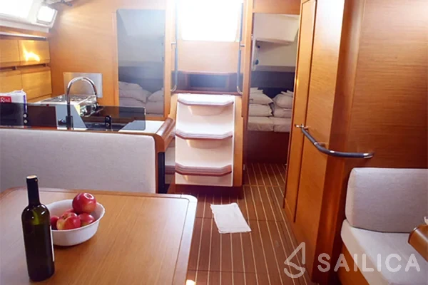 Sun Odyssey 439 - Yacht Charter Sailica