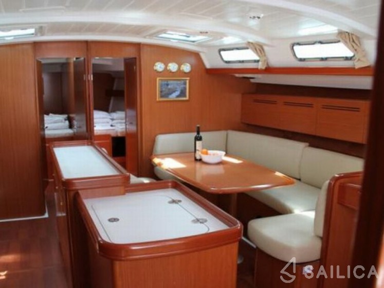 Cyclades 50.5 - Yacht Charter Sailica
