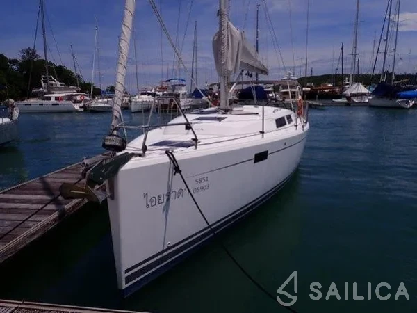 Hanse 385 - Yacht Charter Sailica