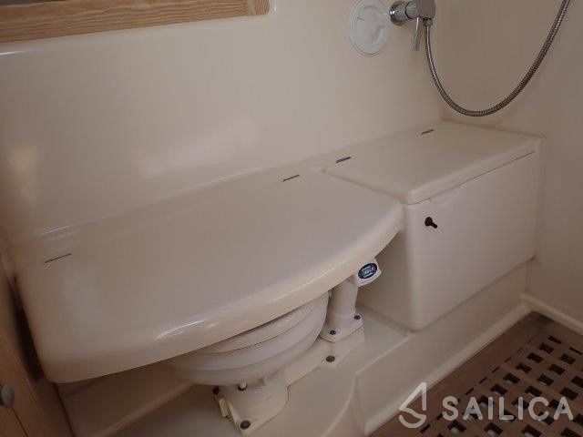 Hanse 385 - Yacht Charter Sailica