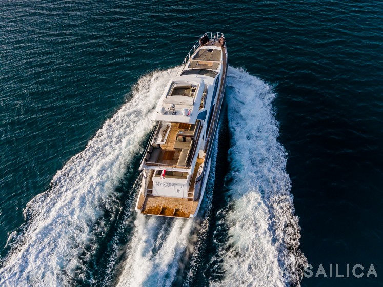 Azimut 66 - Yacht Charter Sailica