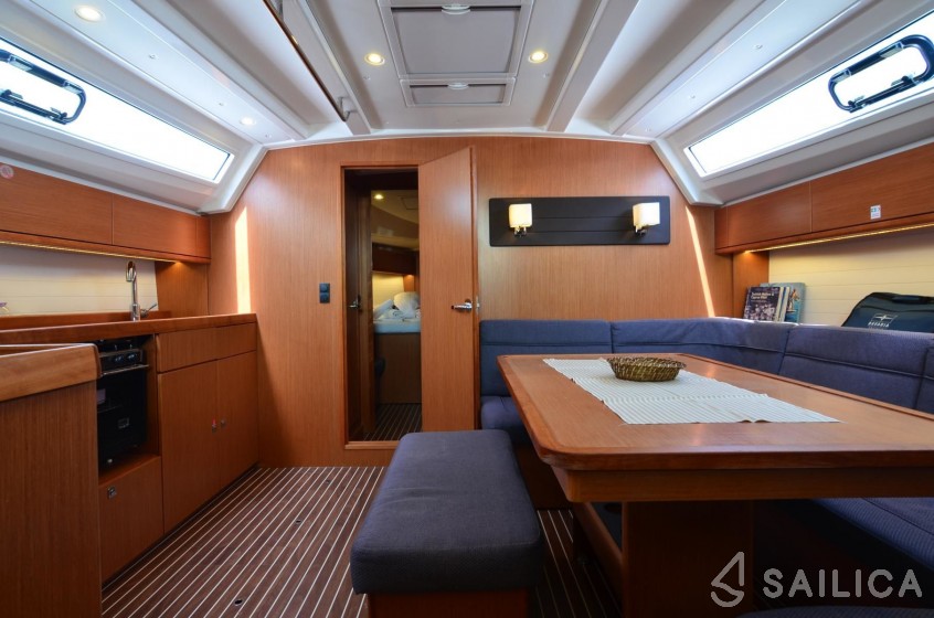 Bavaria 46 Cruiser - Yacht Charter Sailica