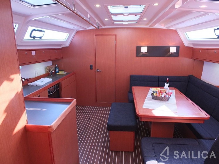 Bavaria 46 Cruiser - Yacht Charter Sailica