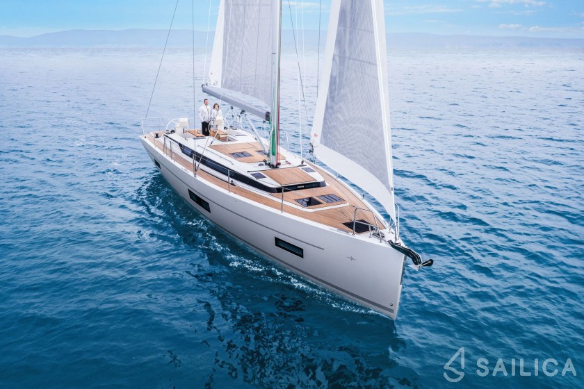 Bavaria 46 Cruiser - Yacht Charter Sailica