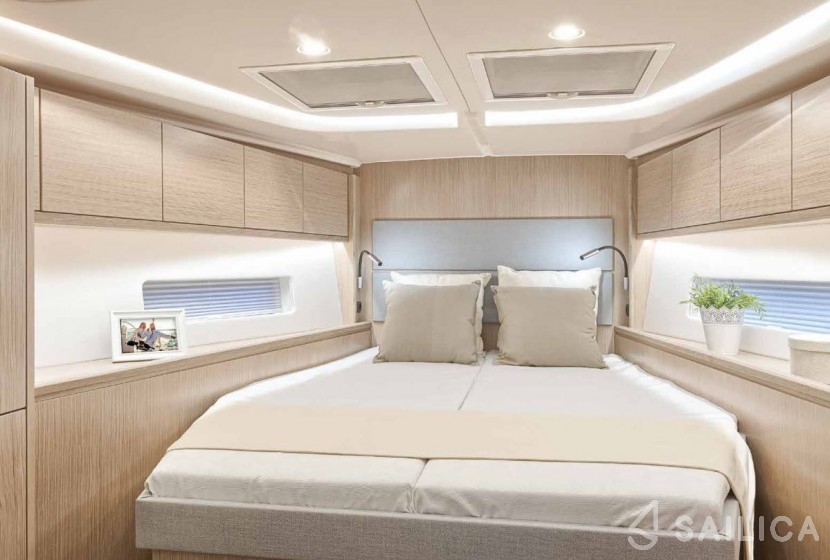 Bavaria 46 Cruiser - Yacht Charter Sailica