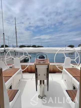 Bavaria 46 Cruiser - Yacht Charter Sailica