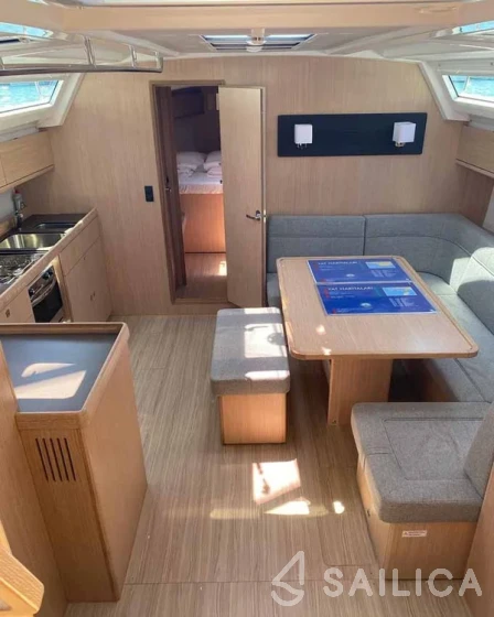 Bavaria 46 Cruiser - Yacht Charter Sailica