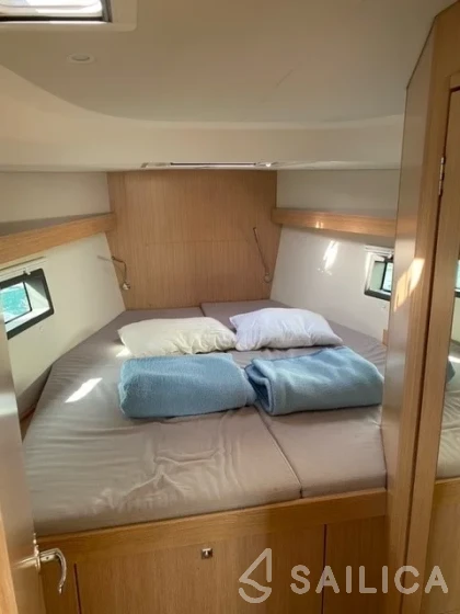 Bavaria C42 - Yacht Charter Sailica