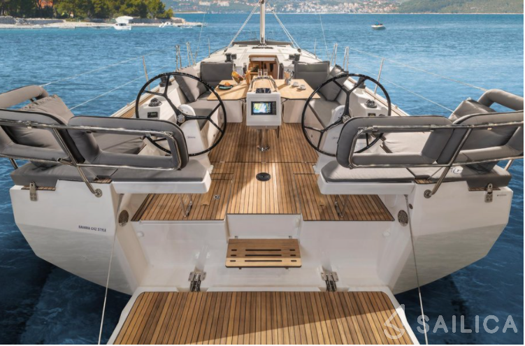 Bavaria C42 - Yacht Charter Sailica