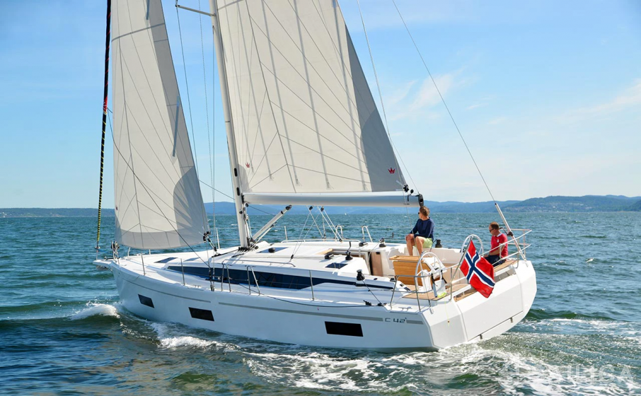 Bavaria C42 - Yacht Charter Sailica
