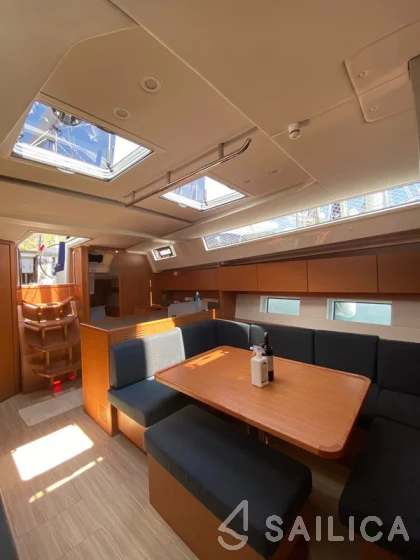 Bavaria C45 - Yacht Charter Sailica