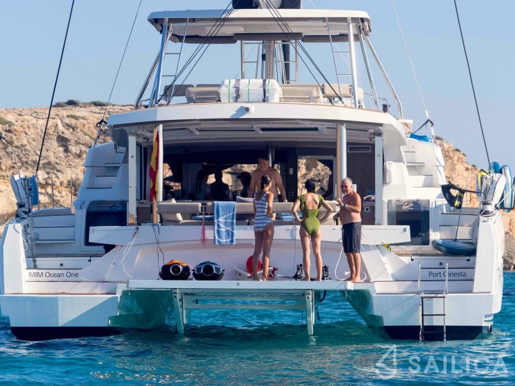 Bali 5.4. - Yacht Charter Sailica