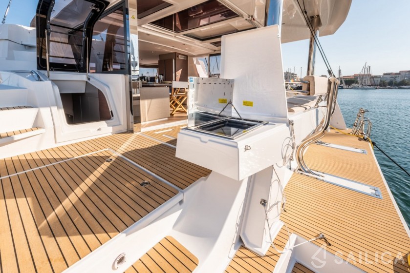 Bali 5.4. - Yacht Charter Sailica