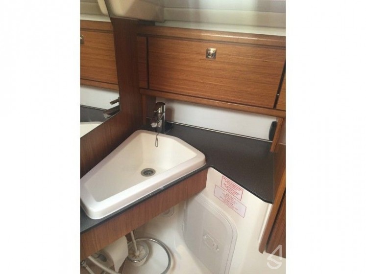 Bavaria 34 Cruiser - Yacht Charter Sailica