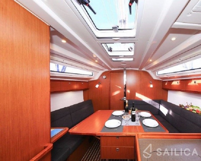 Bavaria 37 Cruiser - Yacht Charter Sailica