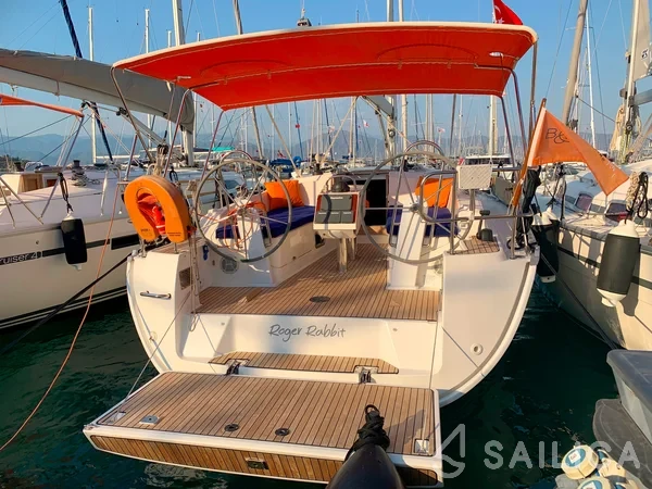 Bavaria 37 Cruiser - Yacht Charter Sailica