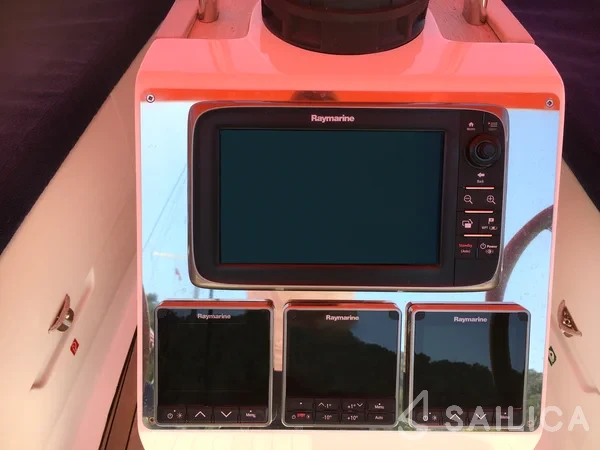 Bavaria 37 Cruiser - Yacht Charter Sailica