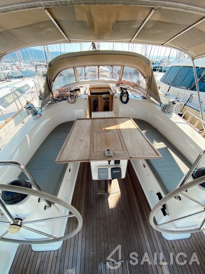 Bavaria Vision 40 - Yacht Charter Sailica