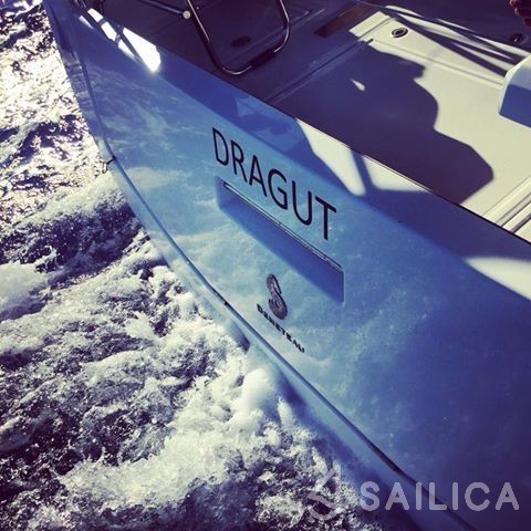 Oceanis 41.1 - Yacht Charter Sailica