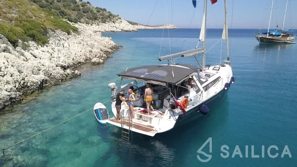 Oceanis 48 - Yacht Charter Sailica