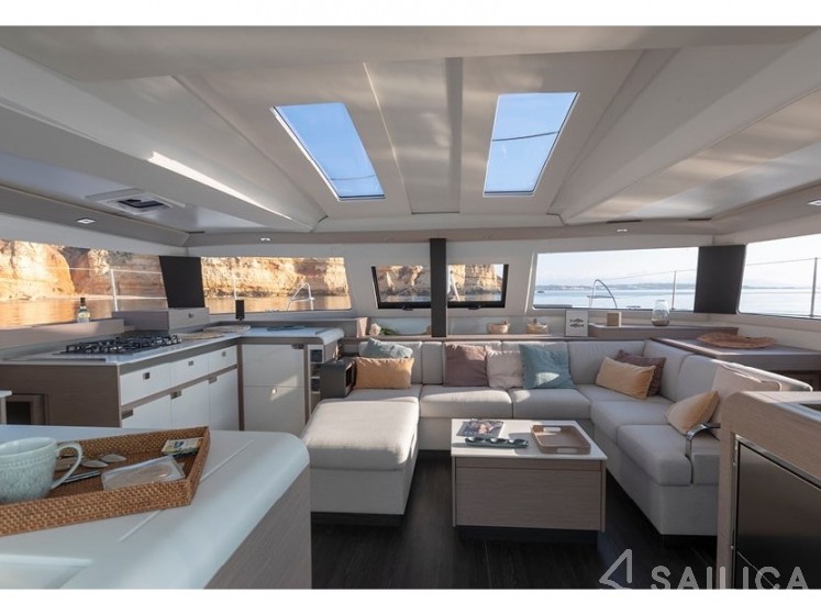 Elba 45 - Yacht Charter Sailica