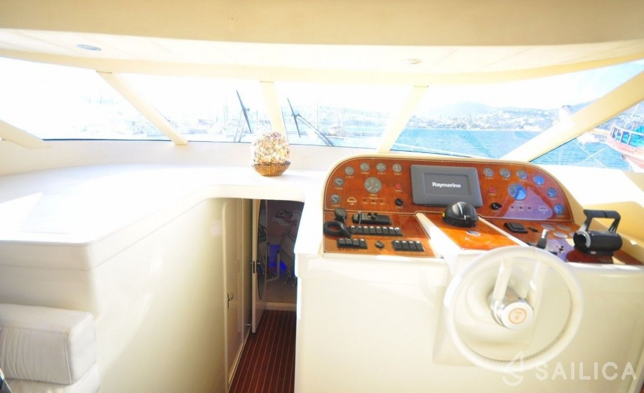 Custom Built - Yacht Charter Sailica