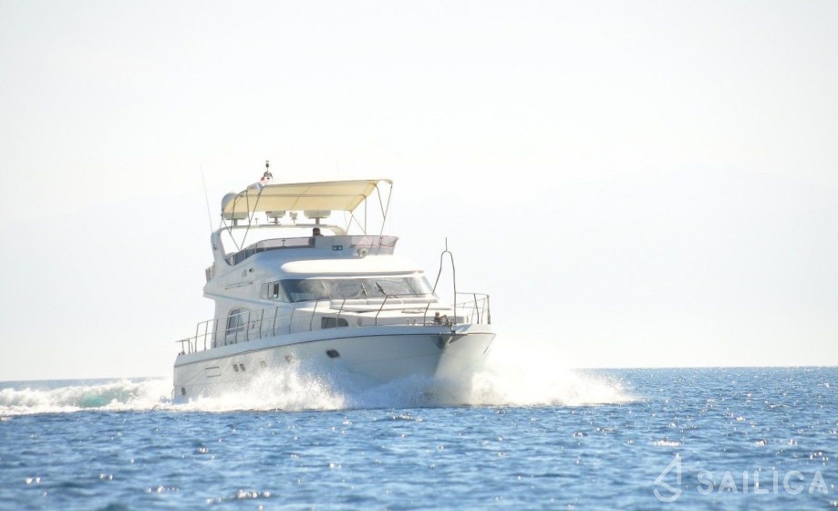 Custom Built - Yacht Charter Sailica