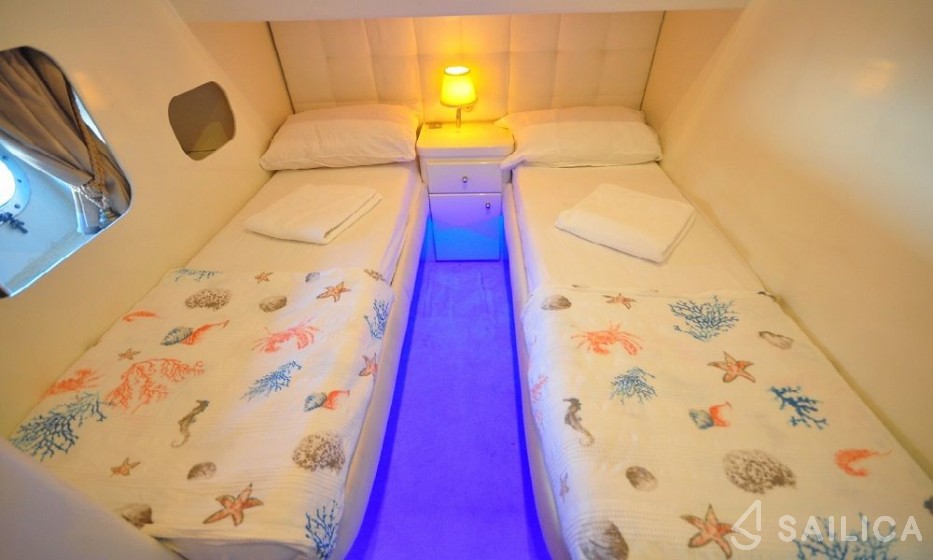 Custom Built - Yacht Charter Sailica